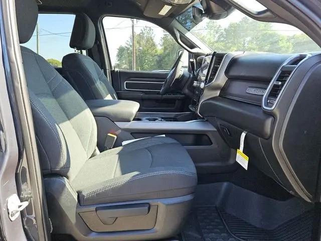 2025 Ram 2500 Big Horn Crew Cab 4x4 6'4" Box