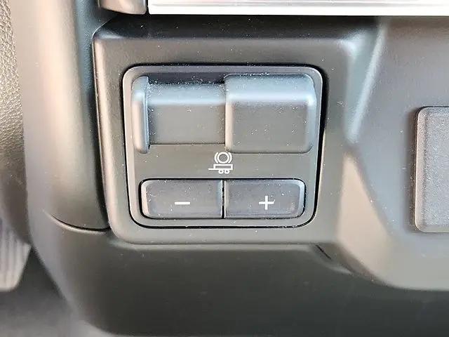2021 Chevrolet Silverado 2500HD 4WD Crew Cab Long Bed Custom