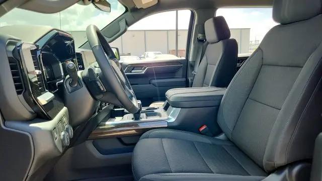2026 Chevrolet Silverado 1500 2WD Crew Cab Short Bed LT