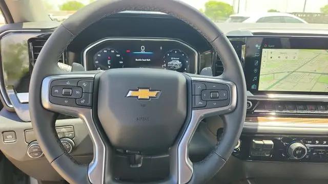 2026 Chevrolet Silverado 1500 2WD Crew Cab Short Bed LT