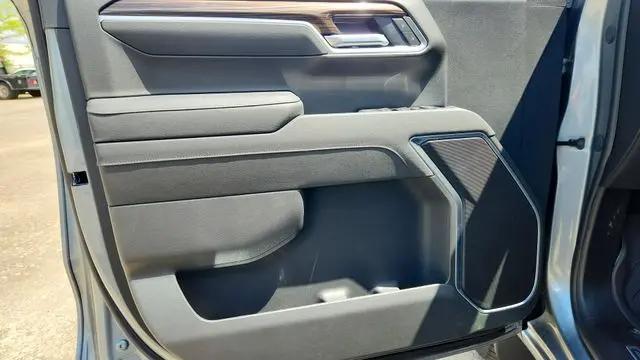 2026 Chevrolet Silverado 1500 2WD Crew Cab Short Bed LT