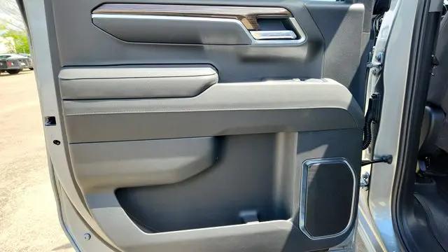 2026 Chevrolet Silverado 1500 2WD Crew Cab Short Bed LT