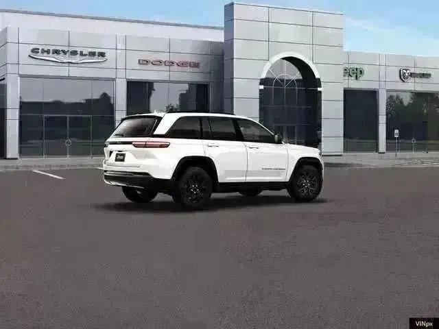 2026 Jeep Grand Cherokee Altitude 4x4