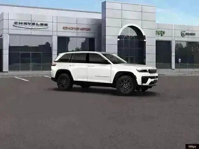 2026 Jeep Grand Cherokee Altitude 4x4