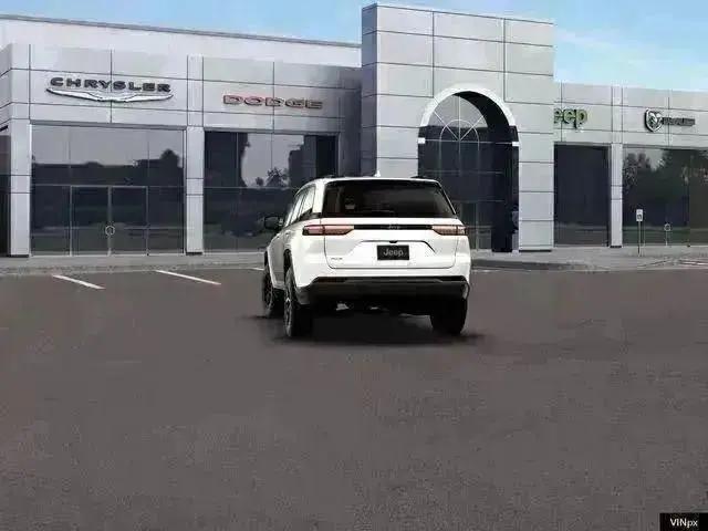 2026 Jeep Grand Cherokee Altitude 4x4