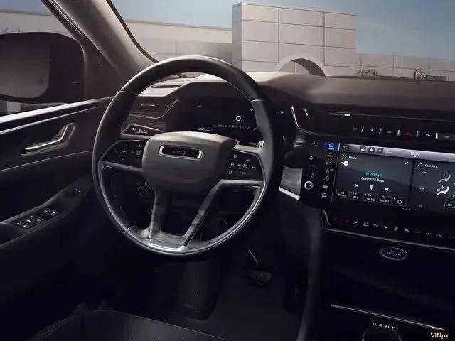 2026 Jeep Grand Cherokee Altitude 4x4