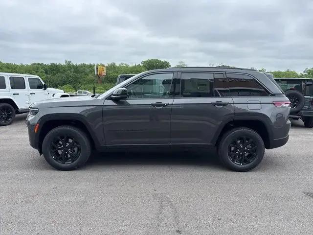 2026 Jeep Grand Cherokee Altitude 4x4