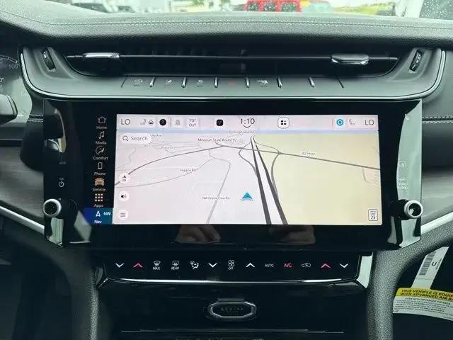 2026 Jeep Grand Cherokee Altitude 4x4