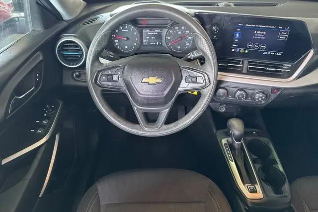2024 Chevrolet Trax FWD SP