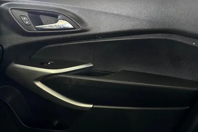 2024 Chevrolet Trax FWD SP