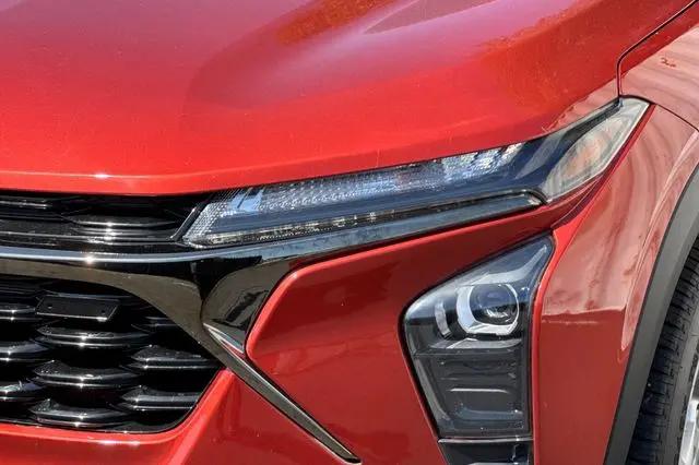2024 Chevrolet Trax FWD SP