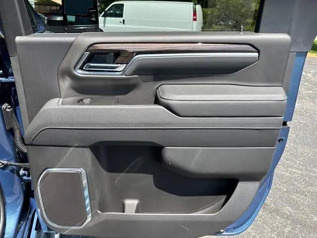 2026 Chevrolet Silverado 2500HD Crew Cab, Standard Bed, LT, 4WD