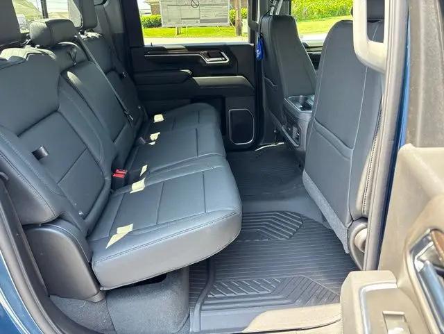 2026 Chevrolet Silverado 2500HD Crew Cab, Standard Bed, LT, 4WD