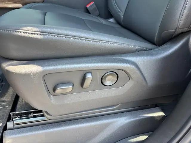 2026 Chevrolet Silverado 2500HD Crew Cab, Standard Bed, LT, 4WD