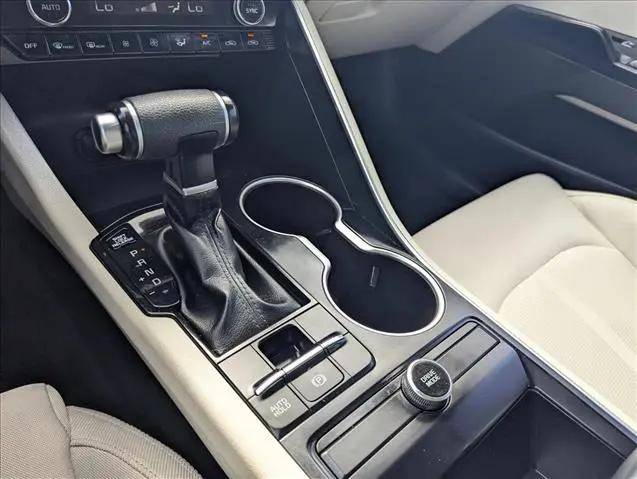2022 Kia K5 LXS