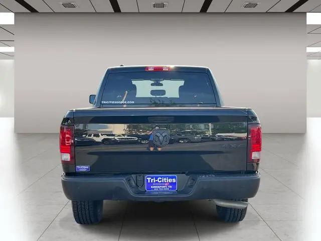 2024 Ram 1500 Classic Warlock Crew Cab 4x4 5'7" Box