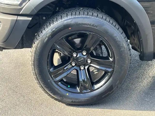 2024 Ram 1500 Classic Warlock Crew Cab 4x4 5'7" Box