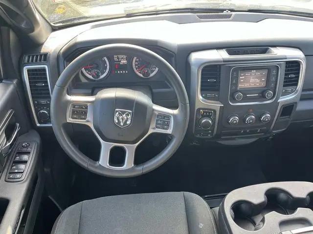 2024 Ram 1500 Classic Warlock Crew Cab 4x4 5'7" Box