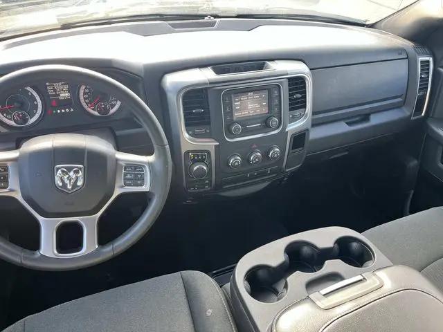 2024 Ram 1500 Classic Warlock Crew Cab 4x4 5'7" Box