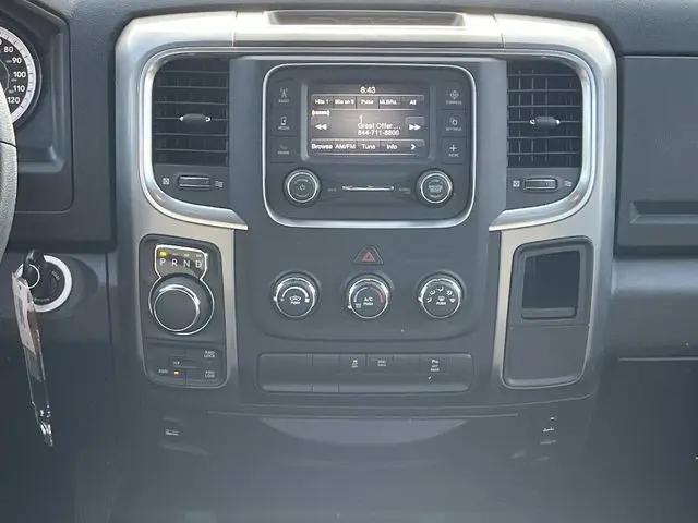 2024 Ram 1500 Classic Warlock Crew Cab 4x4 5'7" Box