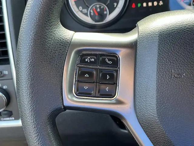 2024 Ram 1500 Classic Warlock Crew Cab 4x4 5'7" Box