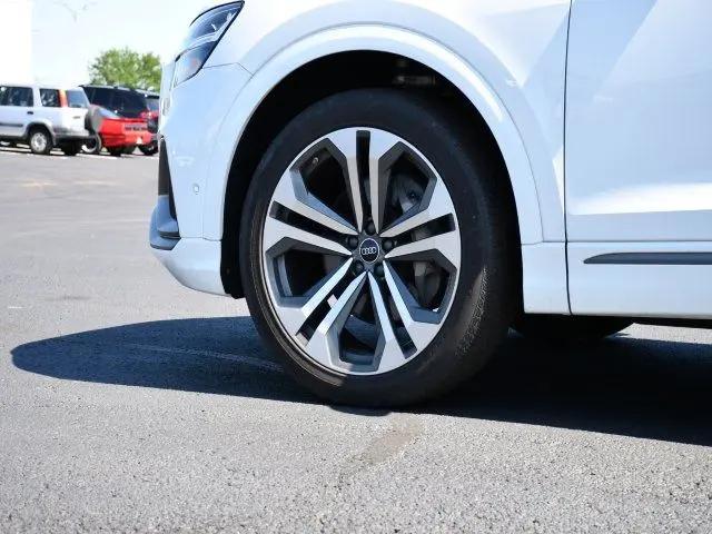 2022 Audi Q8 Premium Plus 55 TFSI quattro Tiptronic
