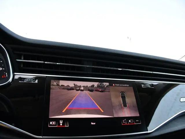 2022 Audi Q8 Premium Plus 55 TFSI quattro Tiptronic