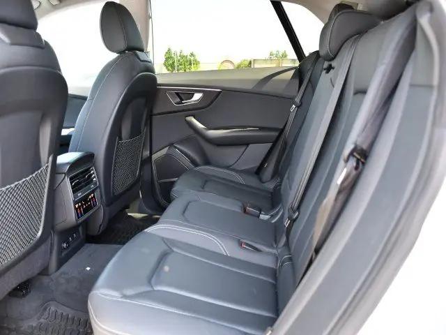 2022 Audi Q8 Premium Plus 55 TFSI quattro Tiptronic