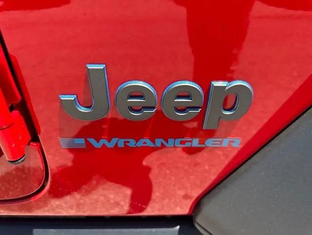 2025 Jeep Wrangler 4xe Willys 4xe