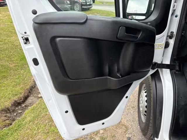 2025 Ram ProMaster 2500 Cargo Van Tradesman High Roof 159" WB w/Pass Seat