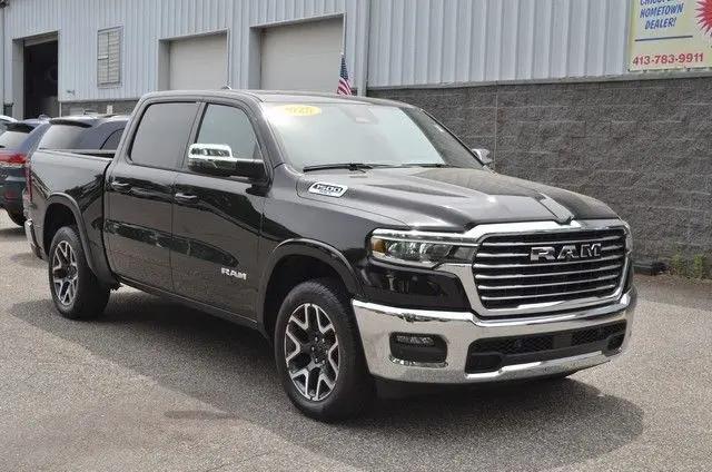 2025 Ram 1500 Laramie Crew Cab 4x4 57 Box