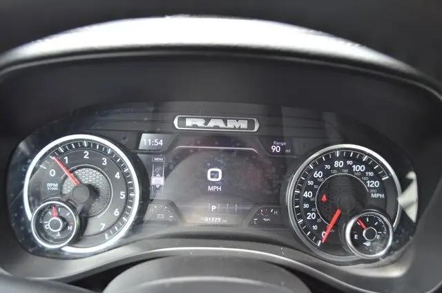 2025 Ram 1500 Laramie Crew Cab 4x4 57 Box