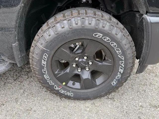 2026 Ram 1500 Warlock Crew Cab 4x4 5'7" Box