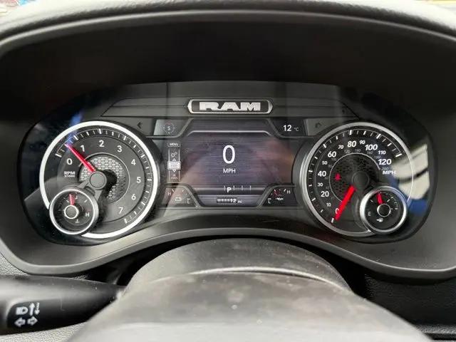 2026 Ram 1500 Warlock Crew Cab 4x4 5'7" Box