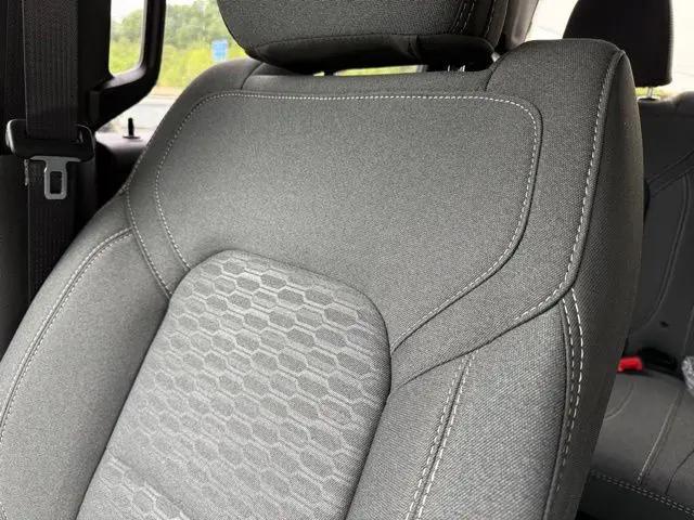 2026 Ram 1500 Warlock Crew Cab 4x4 5'7" Box