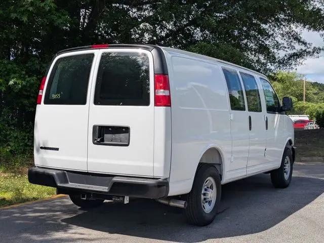 2026 Chevrolet Express Cargo Van 2500 Regular Wheelbase, WT, RWD