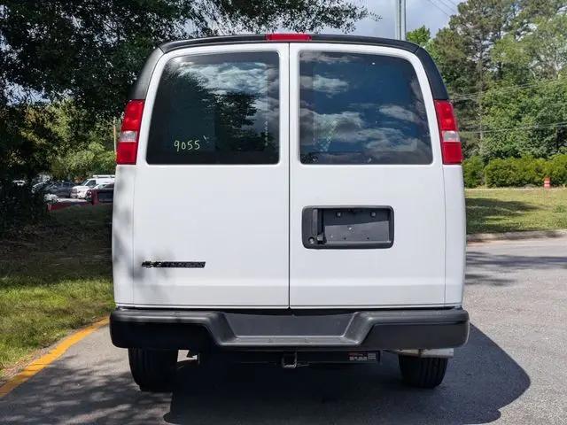 2026 Chevrolet Express Cargo Van 2500 Regular Wheelbase, WT, RWD