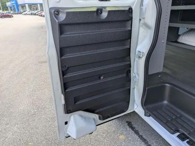 2026 Chevrolet Express Cargo Van 2500 Regular Wheelbase, WT, RWD