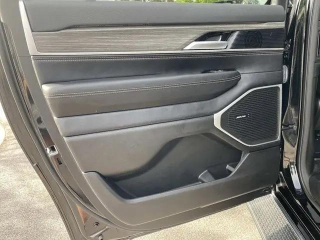 2024 Jeep Wagoneer Series III 4x4