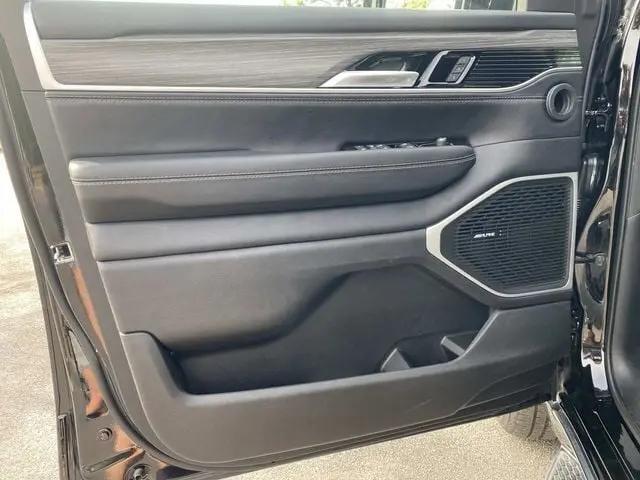 2024 Jeep Wagoneer Series III 4x4