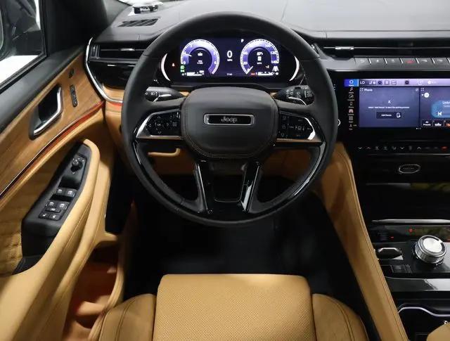 2026 Jeep Grand Cherokee L Summit 4x4