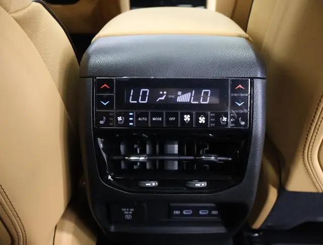 2026 Jeep Grand Cherokee L Summit 4x4