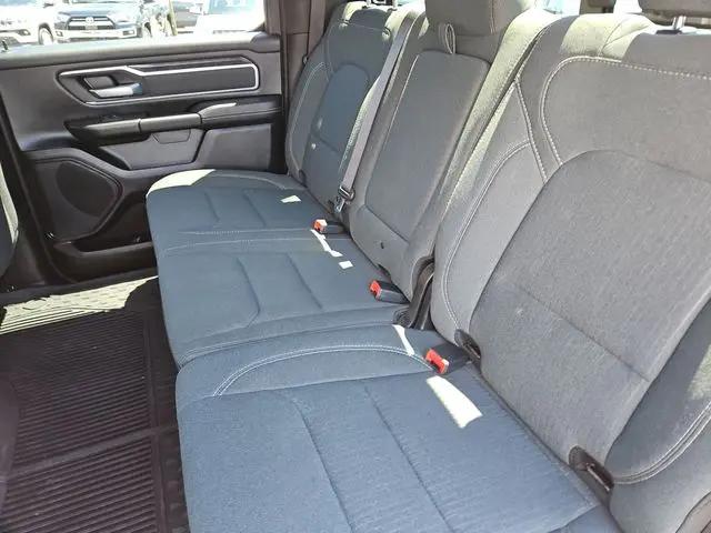 2022 Ram 1500 Big Horn Crew Cab 4x4 5'7" Box