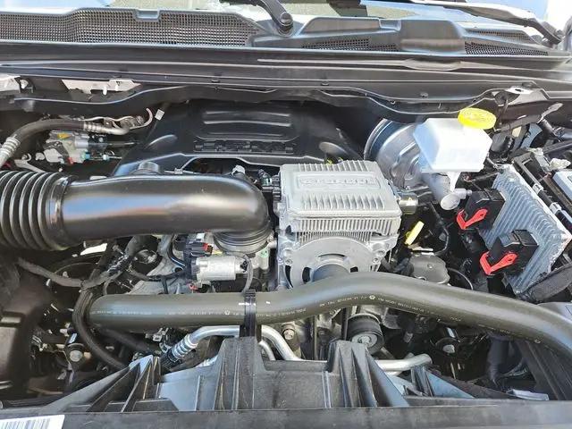 2022 Ram 1500 Big Horn Crew Cab 4x4 5'7" Box