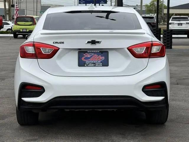 2018 Chevrolet Cruze LT Auto