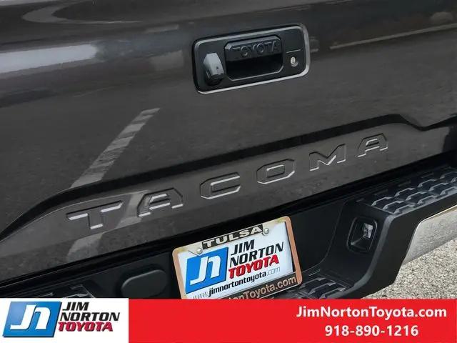 2020 Toyota Tacoma SR5