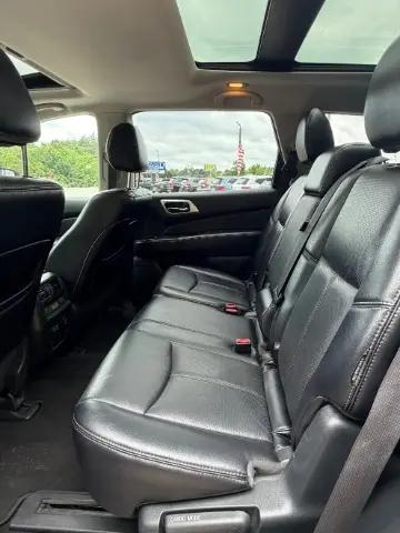 2019 Nissan Pathfinder Platinum
