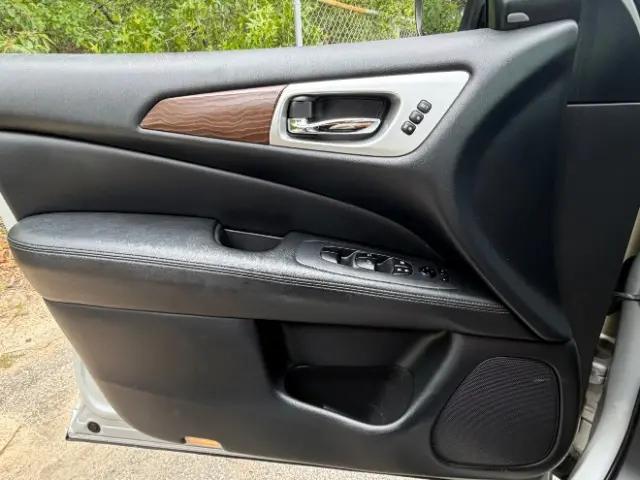 2019 Nissan Pathfinder Platinum