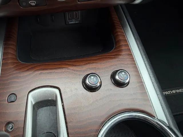 2019 Nissan Pathfinder Platinum