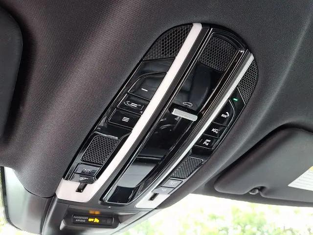 2020 Porsche Cayenne S